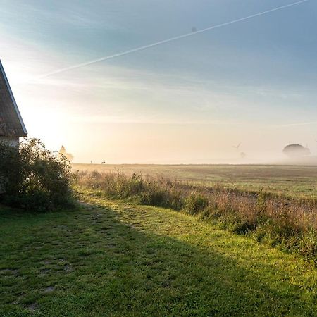 Red Bird Farm Bed and Breakfast Ystad Buitenkant foto