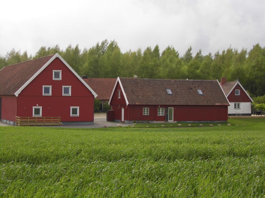 Red Bird Farm Bed and Breakfast Ystad Buitenkant foto